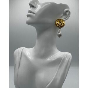 Mayamar Spiral Pearl Earrings Women OS Gold White Baroque Drop MSRP $92